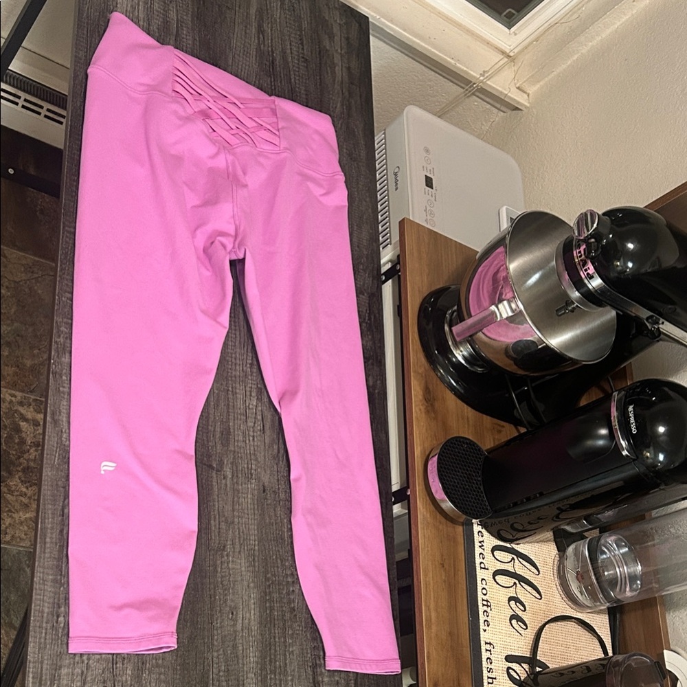 Fabletics Light Pink Women's Leggings